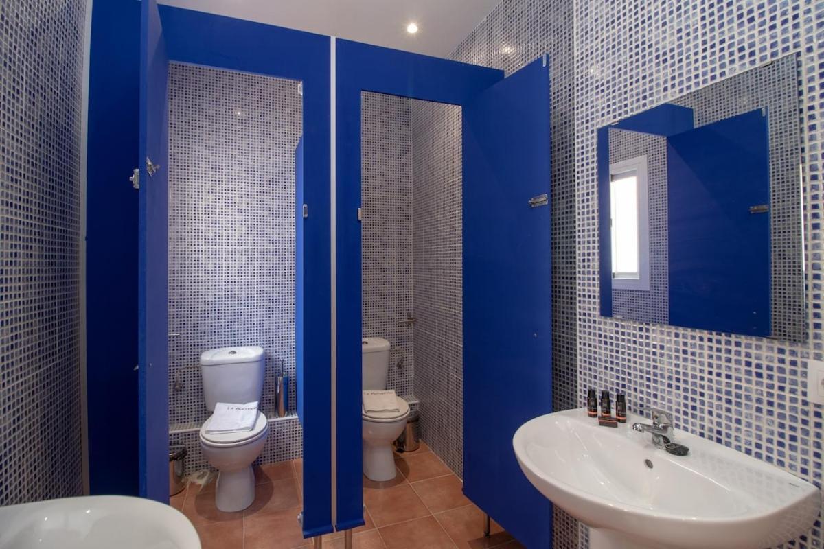 Apartament C75 - Comfy 3 Bedroom Near Center